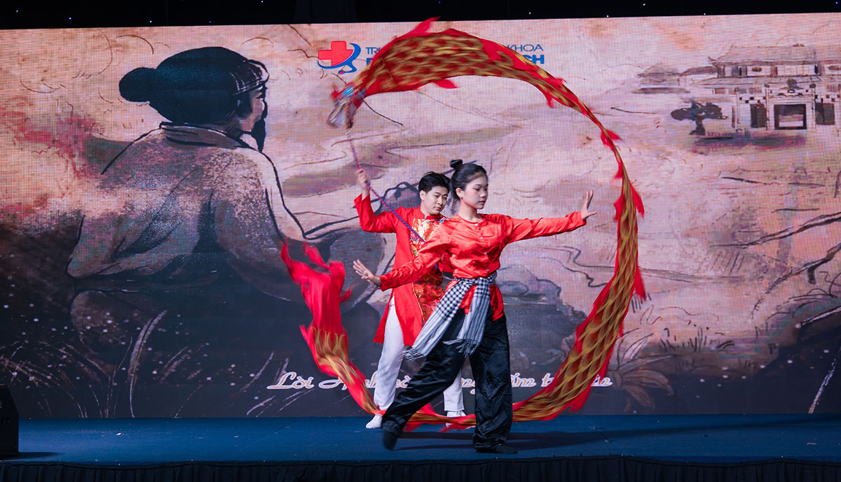 giao lưu văn nghệ Trường Cao đẳng Y khoa Phạm Ngọc Thạch