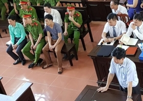 Xét xử BS Lương: Giám đốc bệnh viện tự ý mở đơn nguyên chạy thận?
