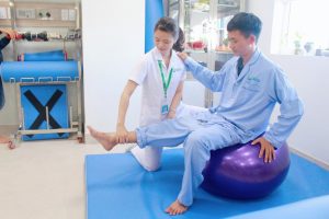 Áp dụng quy trình kỹ thuật phục hồi chức năng giúp đảm bảo hiệu quả điều trị, an toàn cho người bệnh và chuẩn hóa chuyên môn