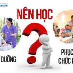 Nên học Điều dưỡng hay Phục hồi chức năng? Tư vấn chọn ngành đúng hướng