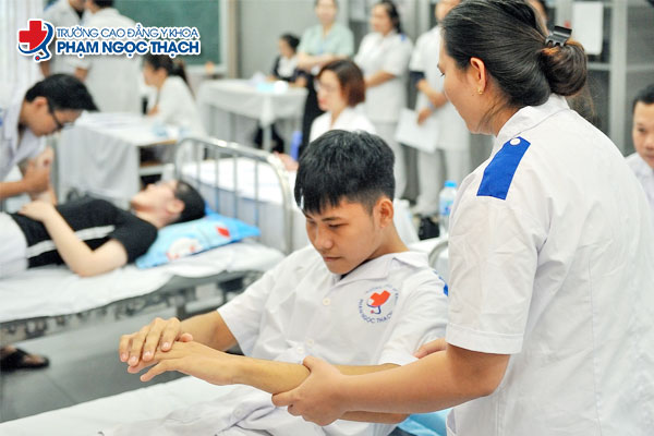 Ngành Phục hồi chức năng là lĩnh vực giàu tiềm năng, phát triển mạnh trong tương lai.